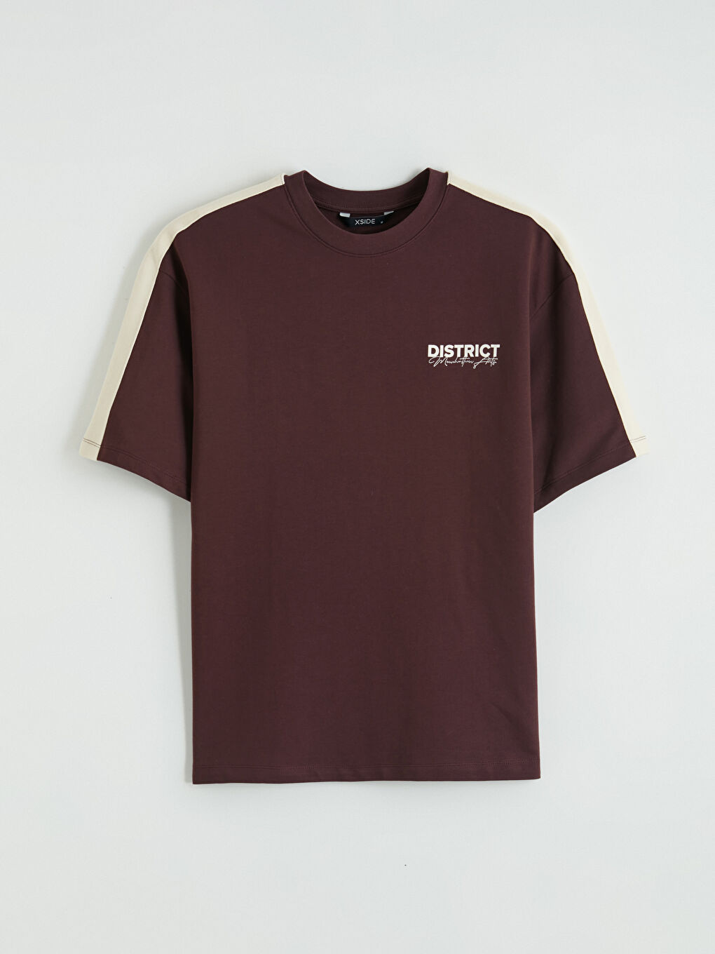 Mürdüm Bisiklet Yaka Şeritli Baskılı Erkek Tişört