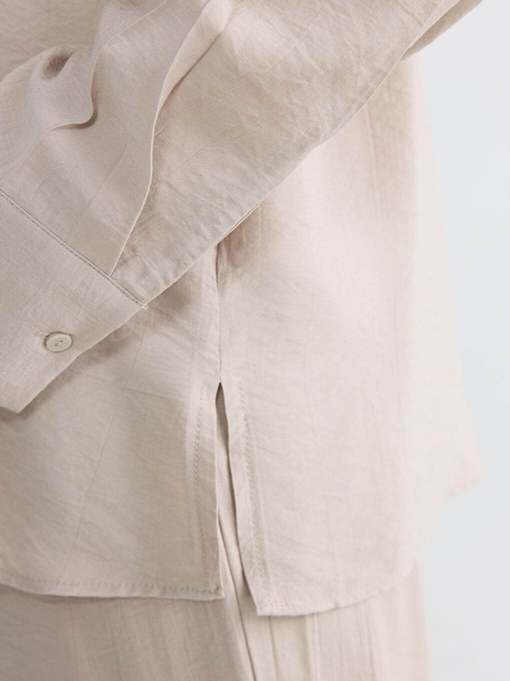 Bej Dokulu Kadın Gömlek-2