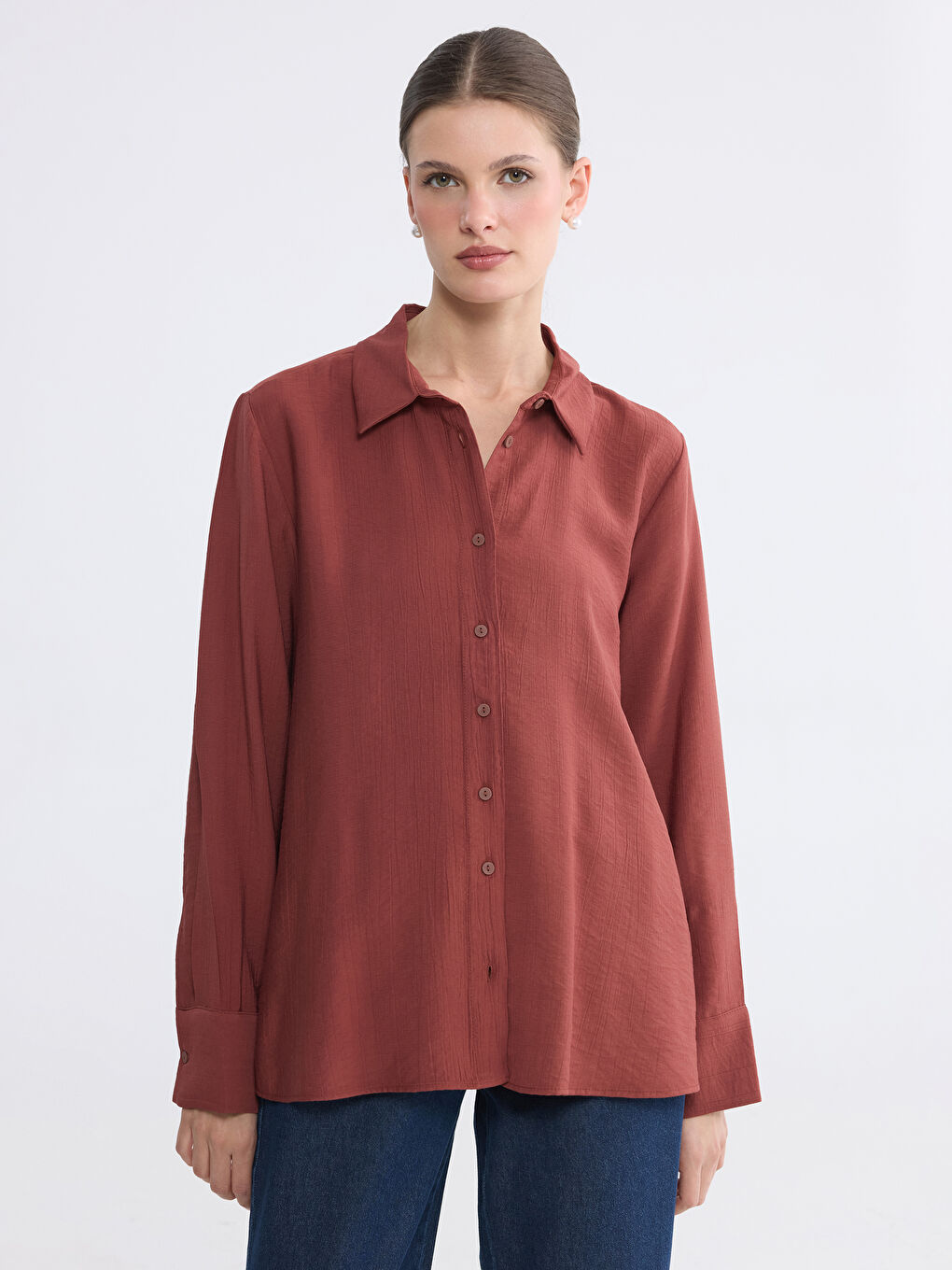 Kahverengi Dokulu Kadın Gömlek