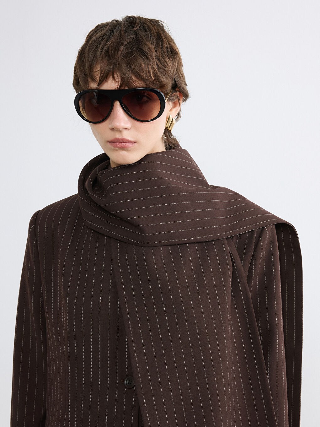 Kahverengi Şal Yaka Çizgili Kadın Ceket-3