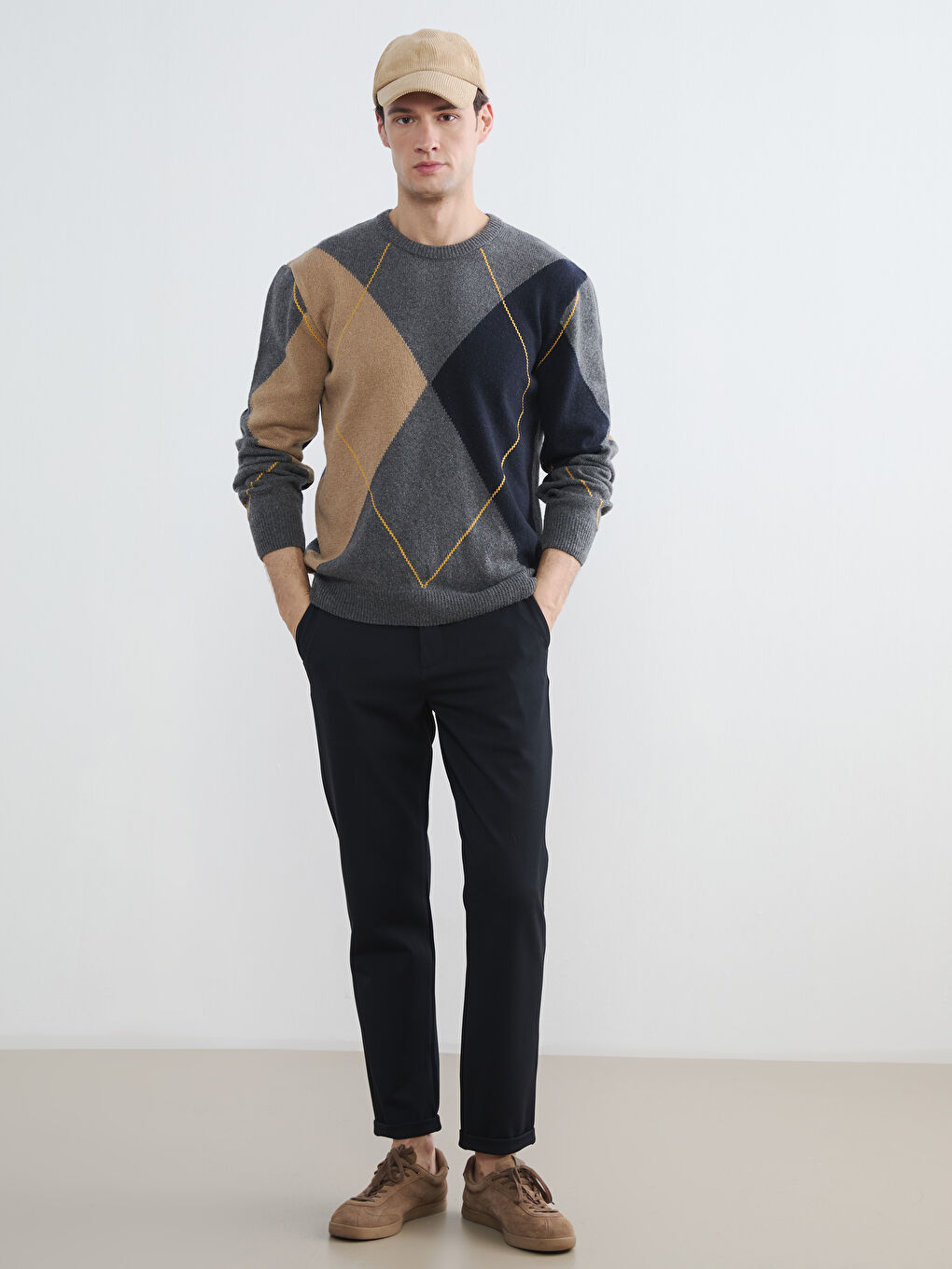 Gri Bisiklet Yaka Baklava Desenli Erkek Triko Kazak-1