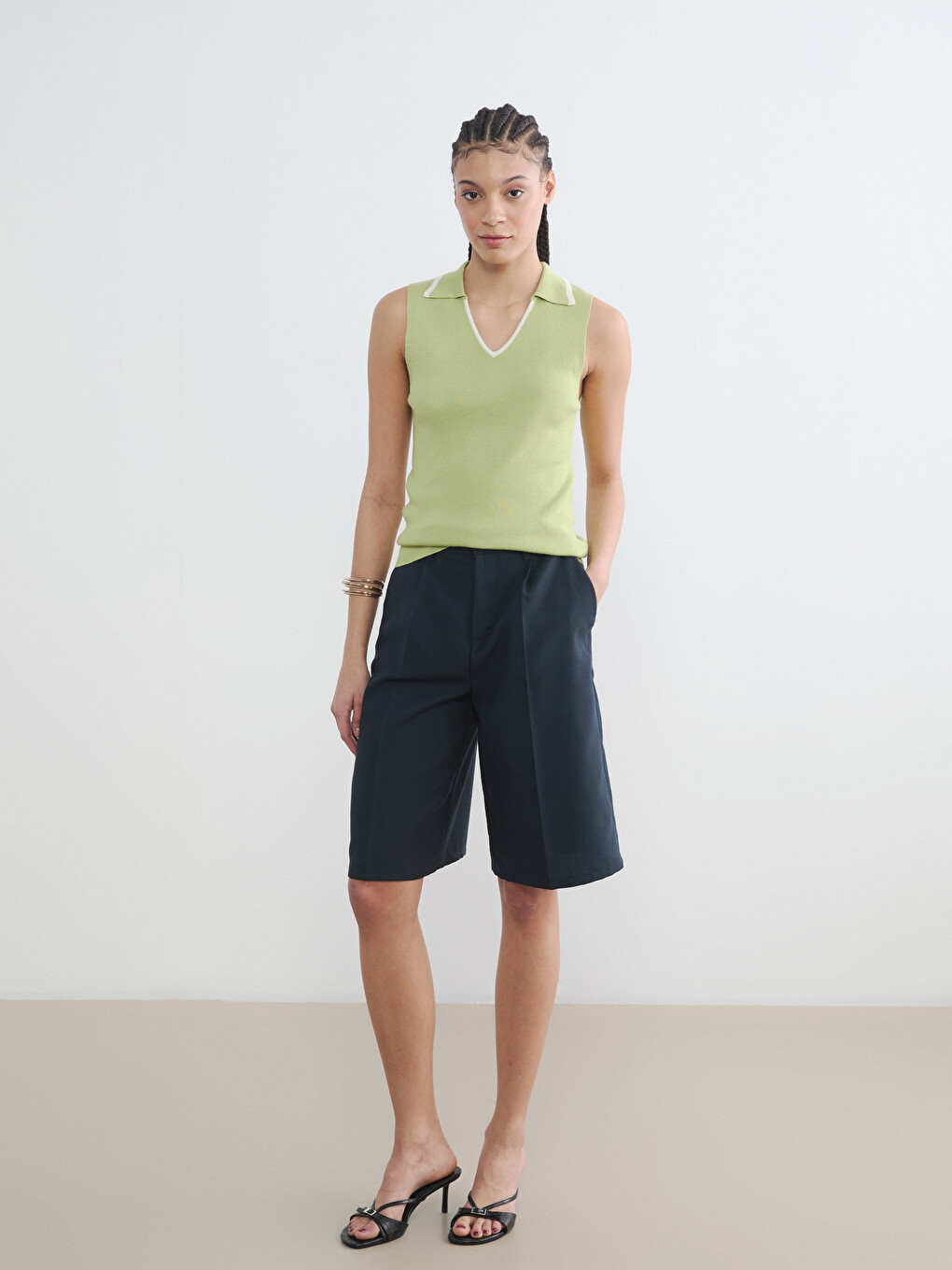 Polo Collar Women's Knitwear Tank Top-1
