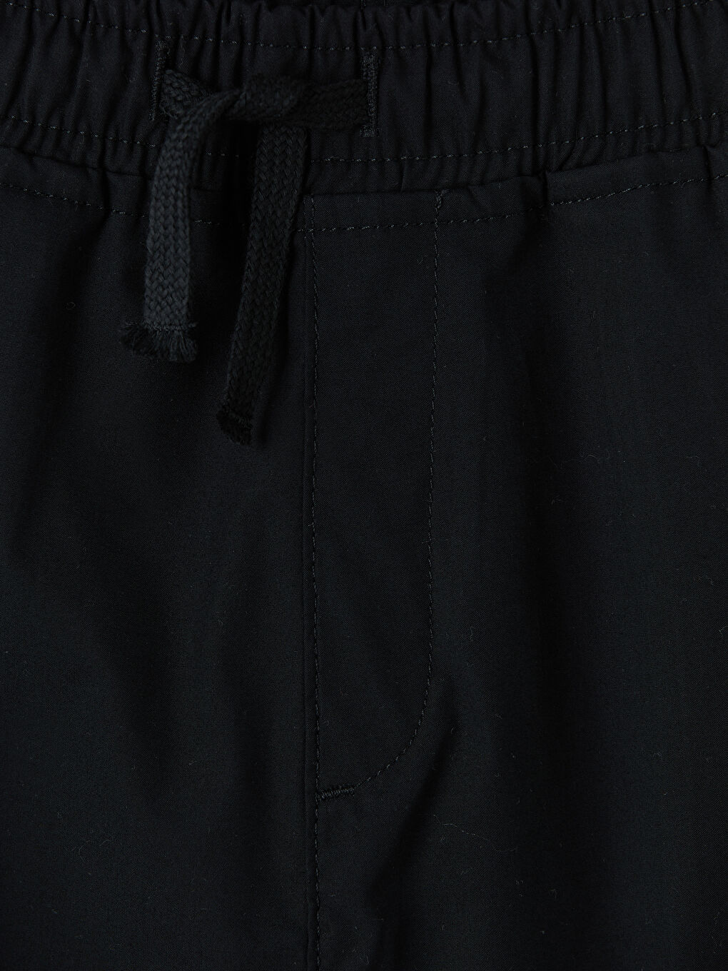 Siyah Beli Lastikli Erkek Çocuk Kargo Şort-2