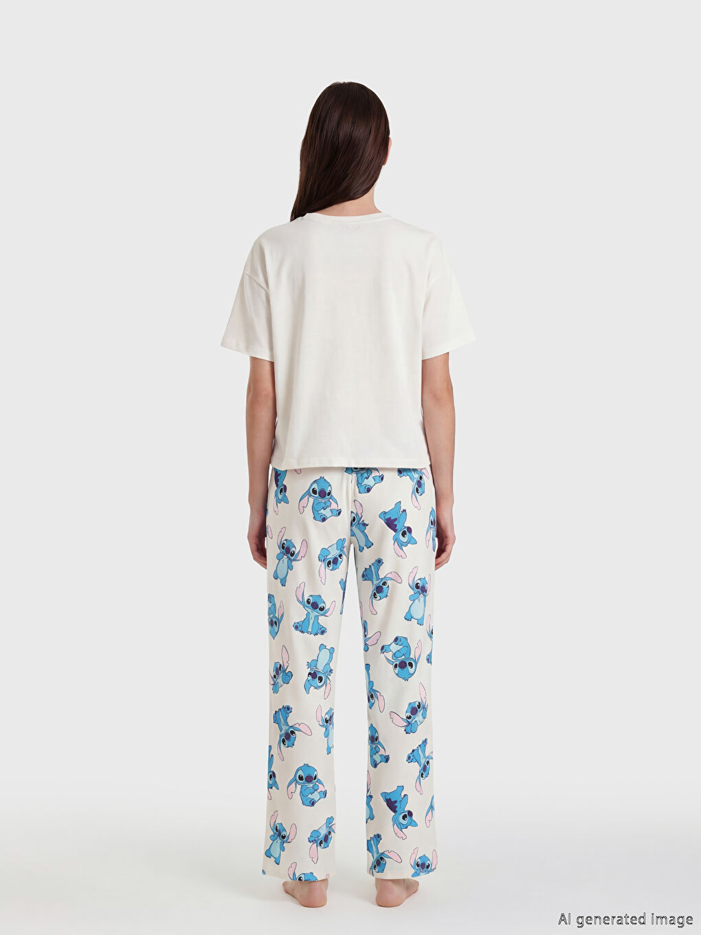 Ensemble de pyjama imprimé Lilo & Stitch pour femme-3