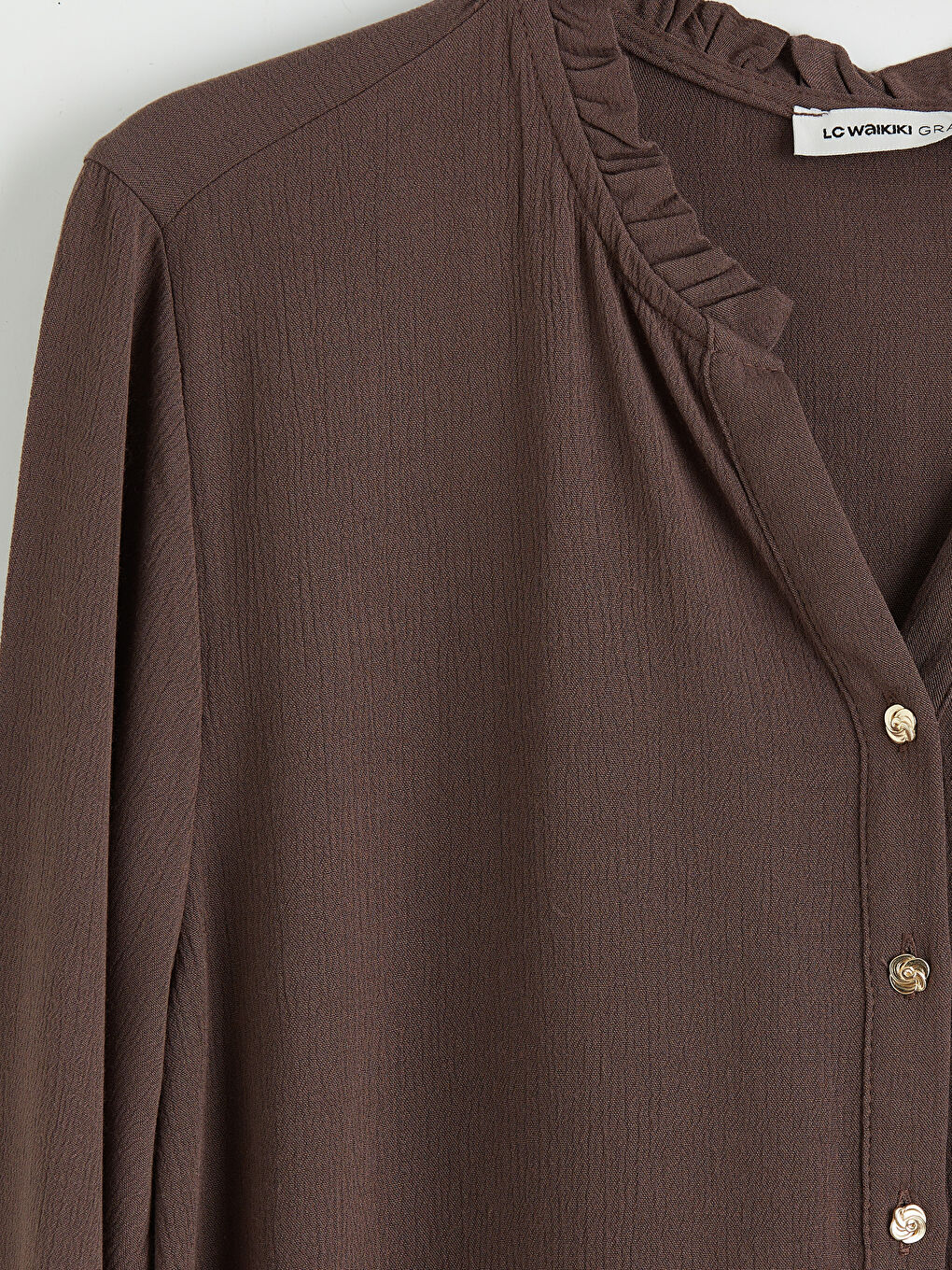 Kahverengi Fırfırlı Kaçık Yaka Bluz-2