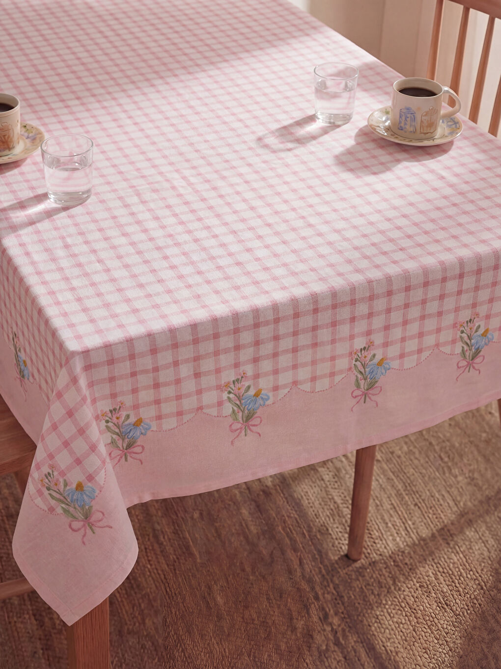 Tablecloth with Floral and Bow Print 150x200 cm