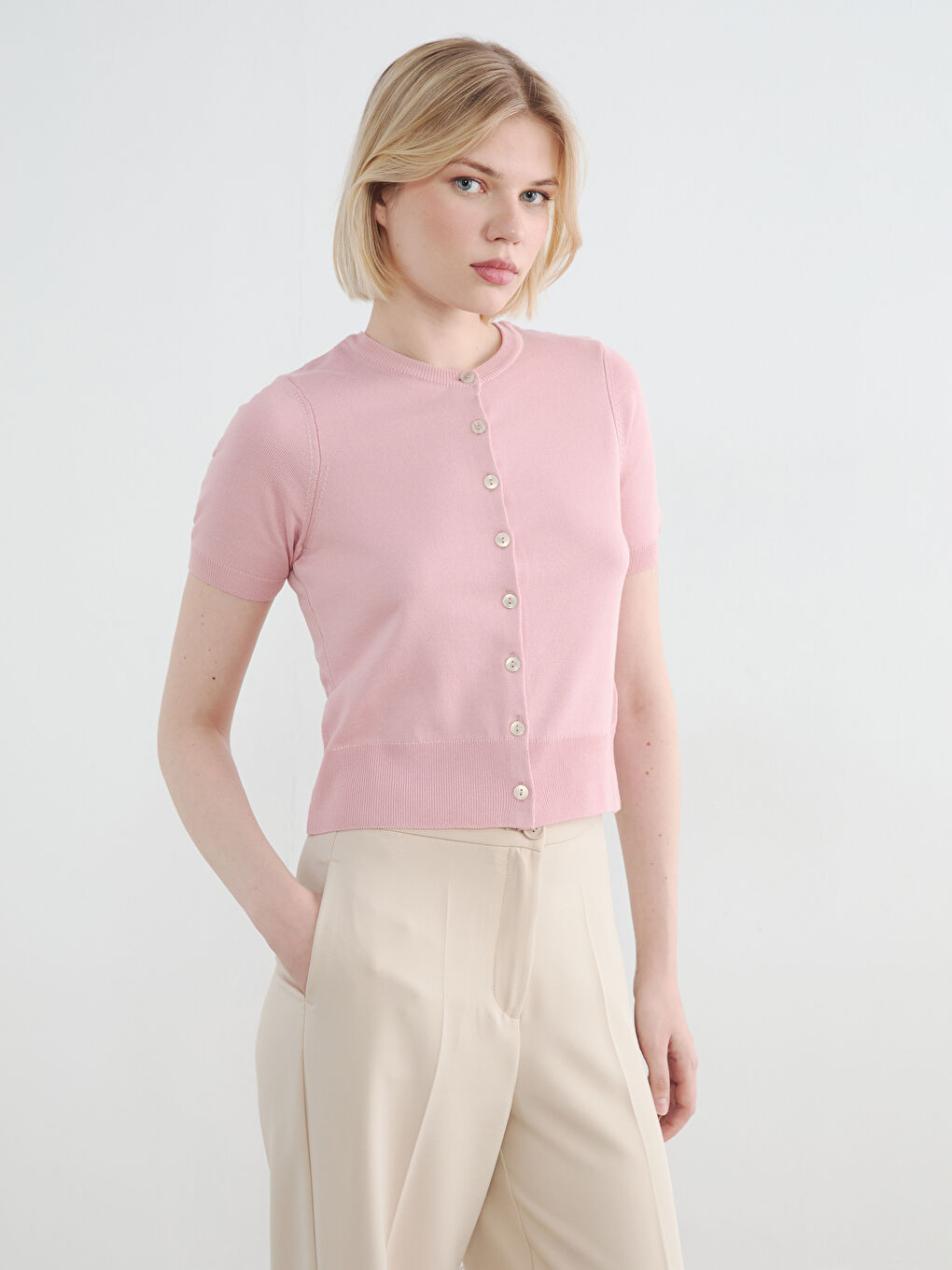 Pembe Bisiklet Yaka Kadın Triko Hırka	