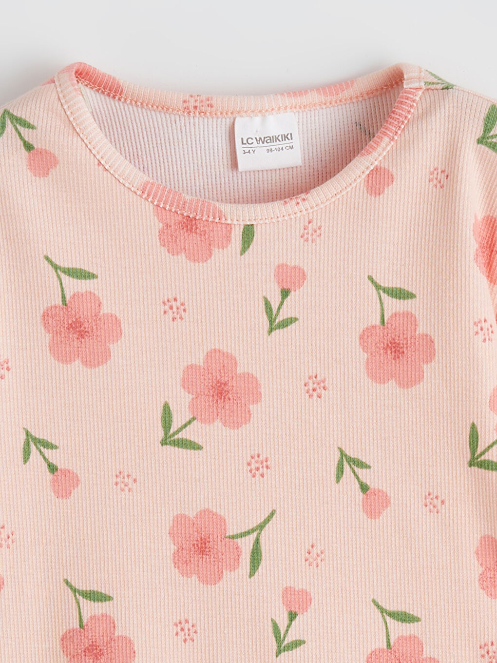 Pembe Çiçekli Kız Çocuk Pijama Takımı-2