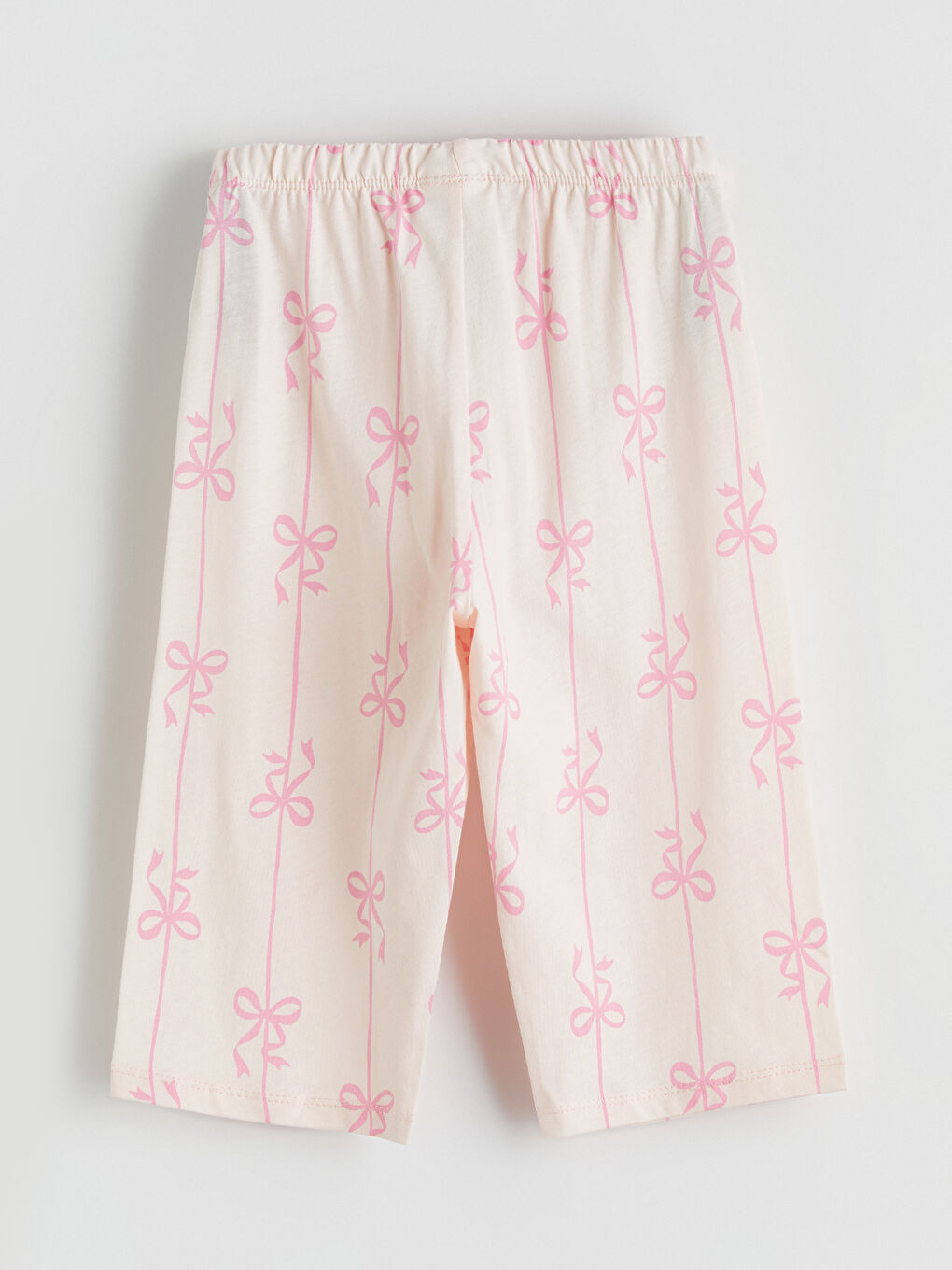 Pembe Fiyonk Desenli Kız Çocuk Şortlu Pijama Takımı-6