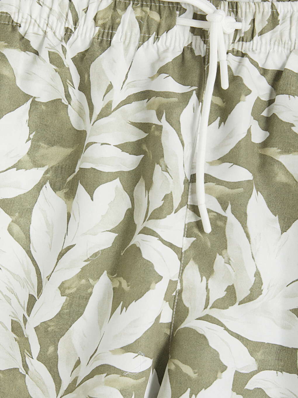 Short Leaf Patterned Men's Swim Shorts-1
