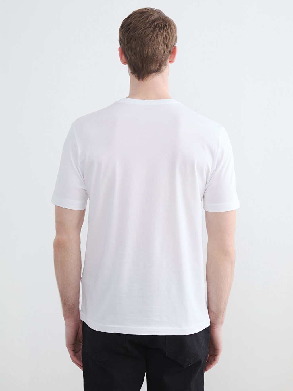 Beyaz Bisiklet Yaka Londra Baskılı Erkek Tişört-3