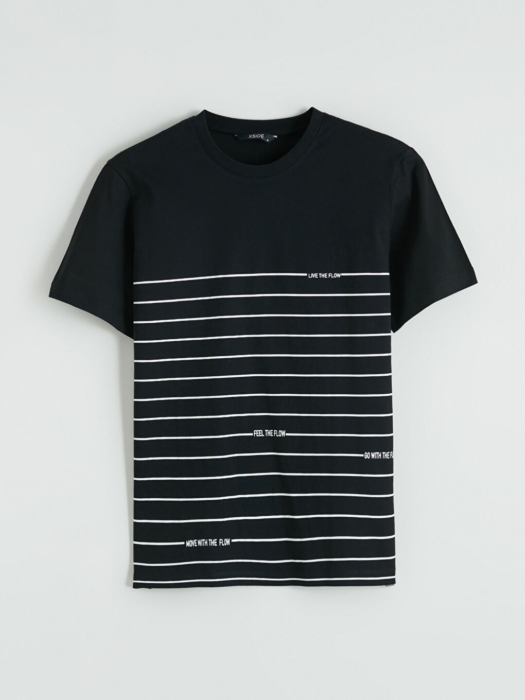 Siyah Bisiklet Yaka Çizgili Penye Erkek Tişört