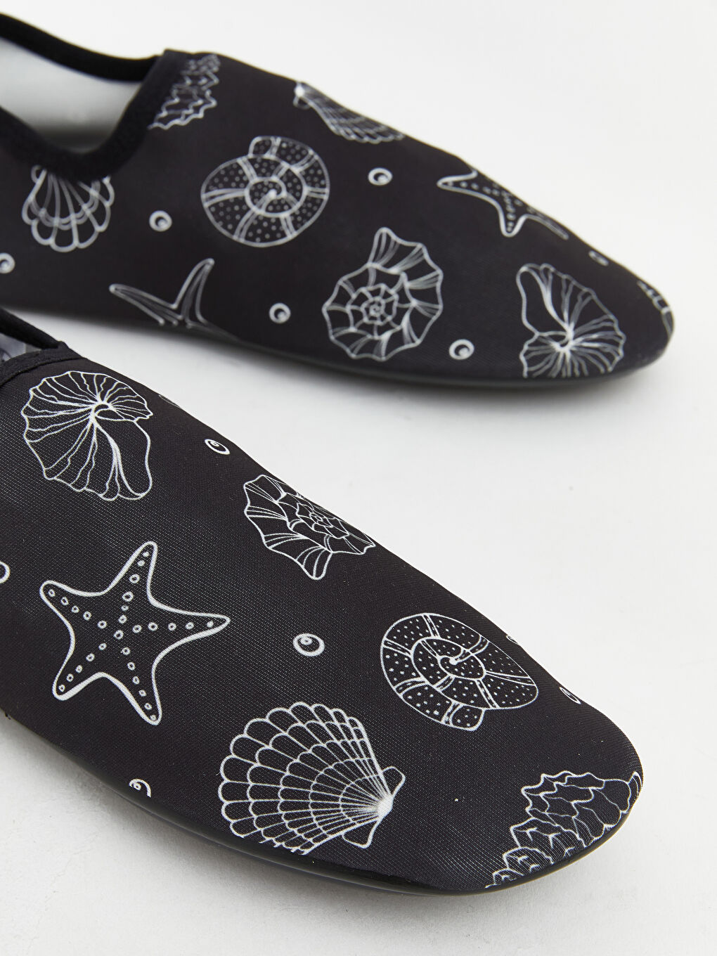 Karışık Deniz Kabuğu Desenli Kadın Deniz Ayakkabısı-2