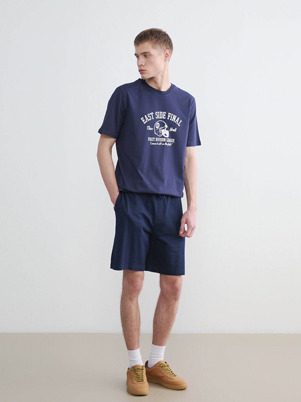 تي شيرت رجالي مطبوع بكول مدور-1