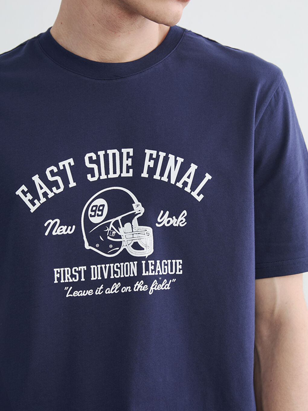 تي شيرت رجالي مطبوع بكول مدور-2