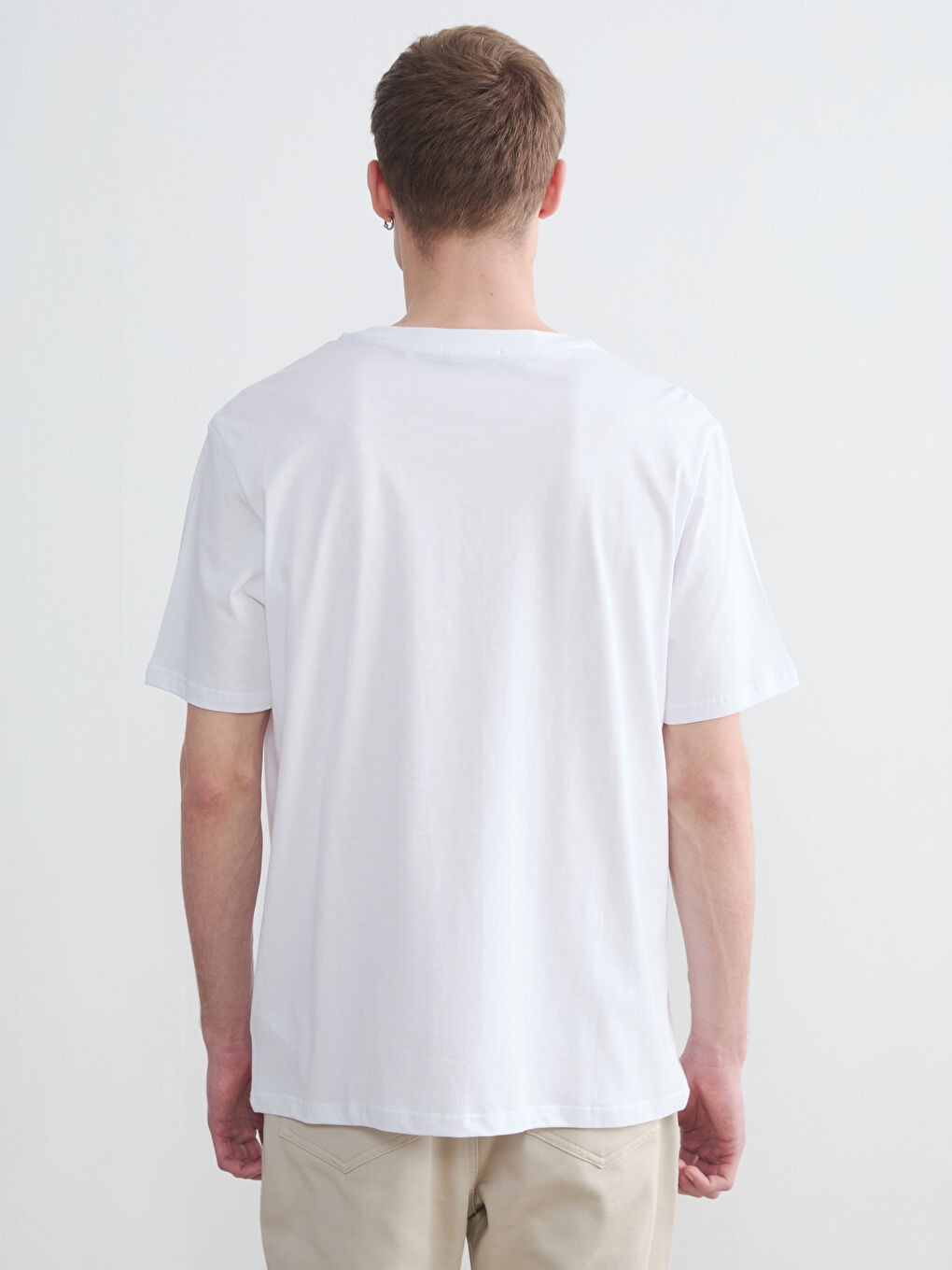 تي شيرت أبيض رجال-3