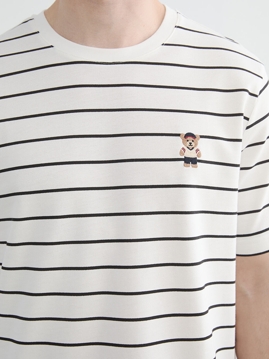 Crew Neck Embroidered Men's T-Shirt-2