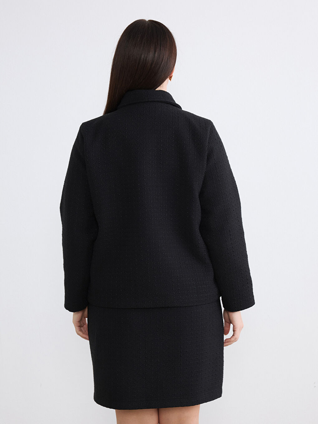 Siyah Büyük Beden Gömlek Yaka Dokulu Kadın Tüvit Ceket-3