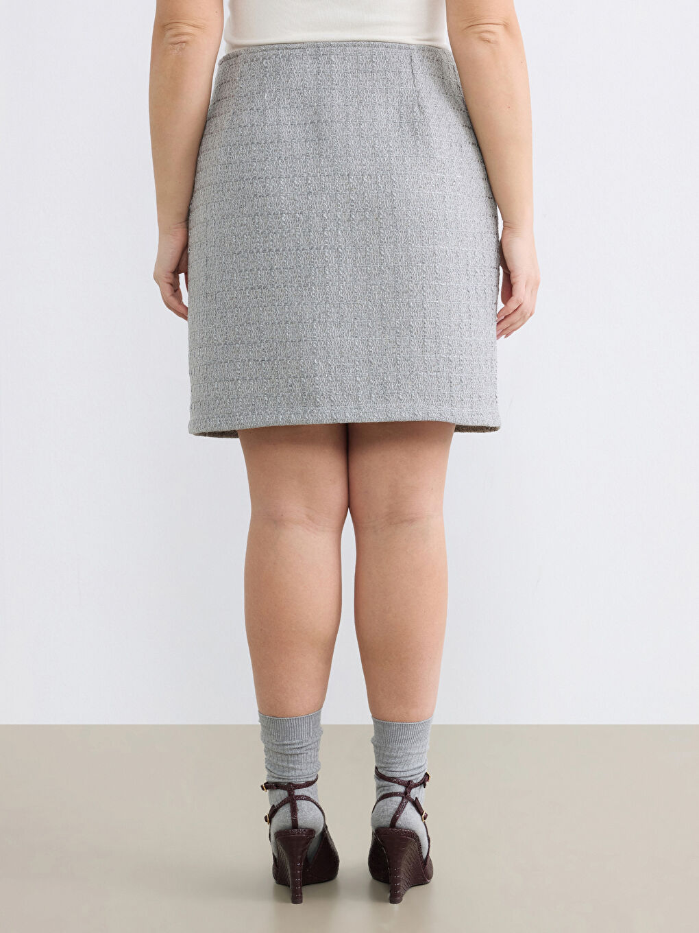 Gri Büyük Beden Beli Fermuarlı Mini Tüvit Etek-3