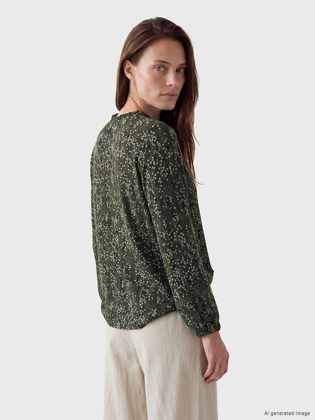 Bluza sa okruglim izrezom sa uzorkom-3