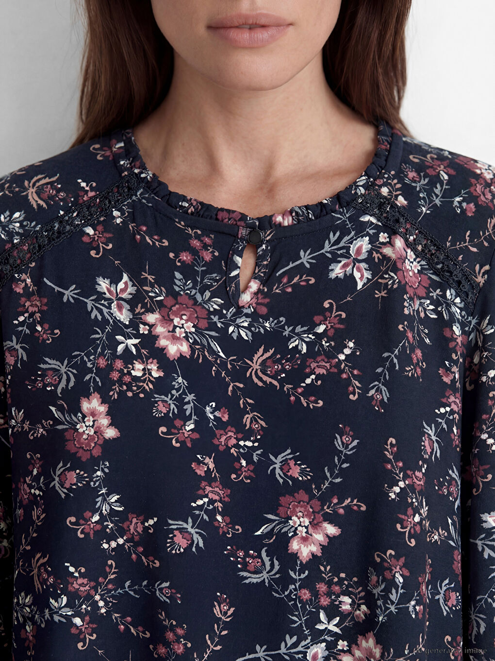 Crew Neck Floral Blouse-2