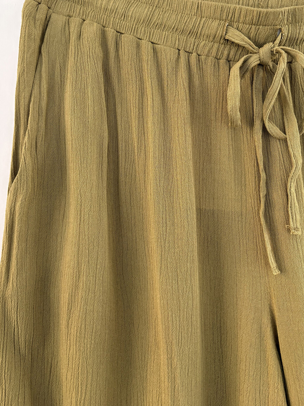 Woman Green Trousers-2