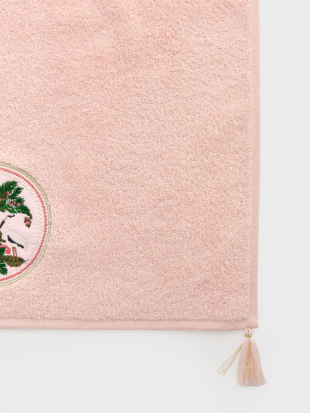 Pembe Palmiye Nakışlı Püsküllü Yüz Havlusu 50x80 cm-3
