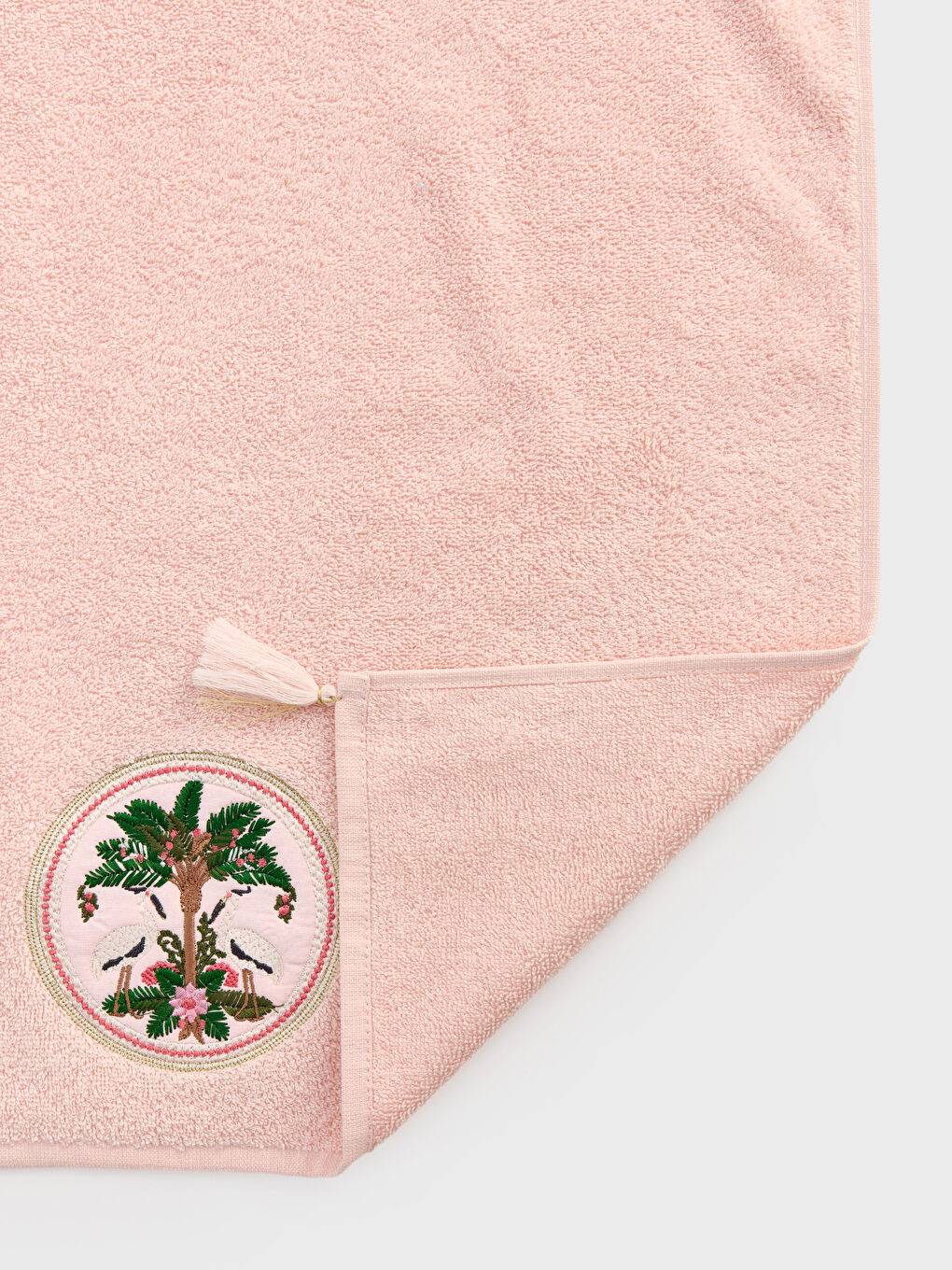 Pembe Palmiye Nakışlı Püsküllü Yüz Havlusu 50x80 cm-4