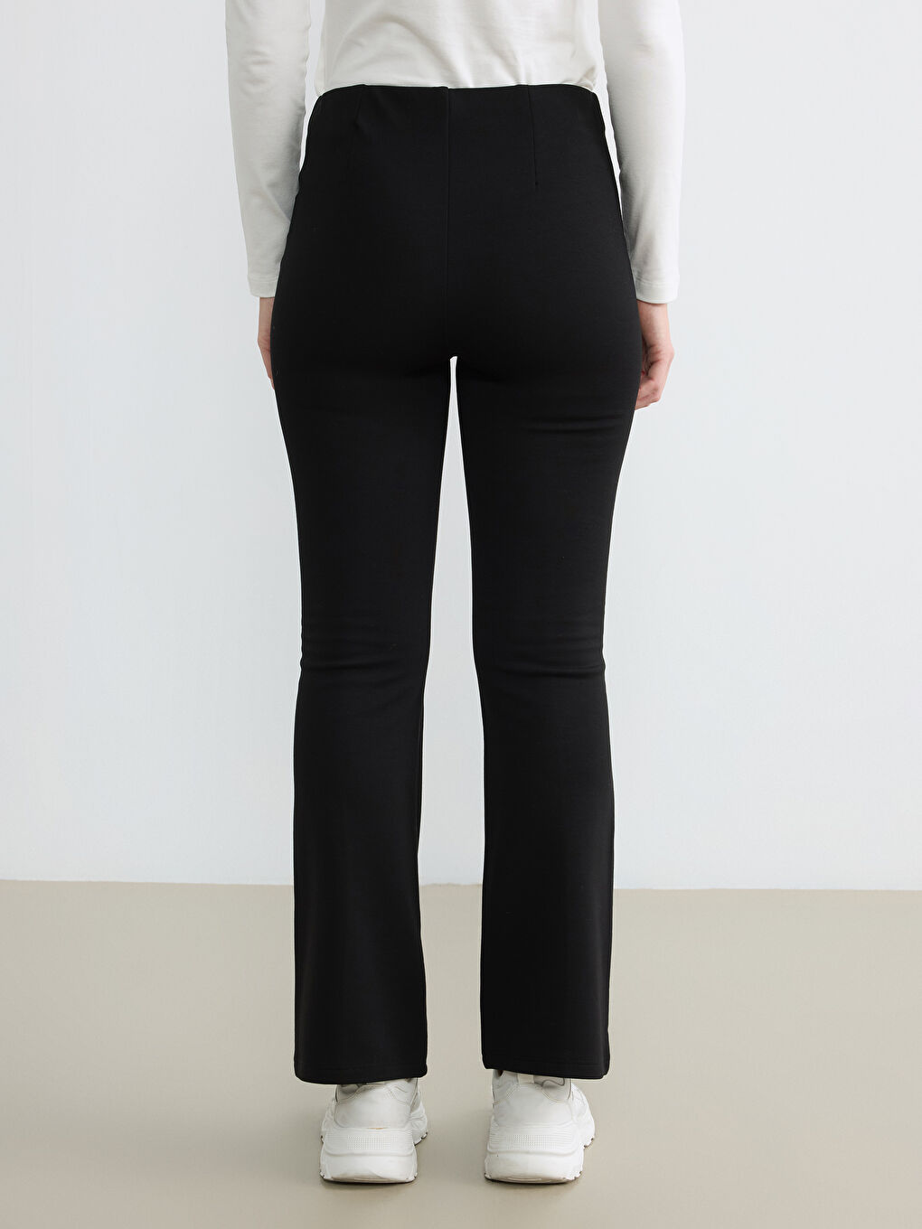 Siyah Yüksek Bel İspanyol Paça Kadın Pantolon-3