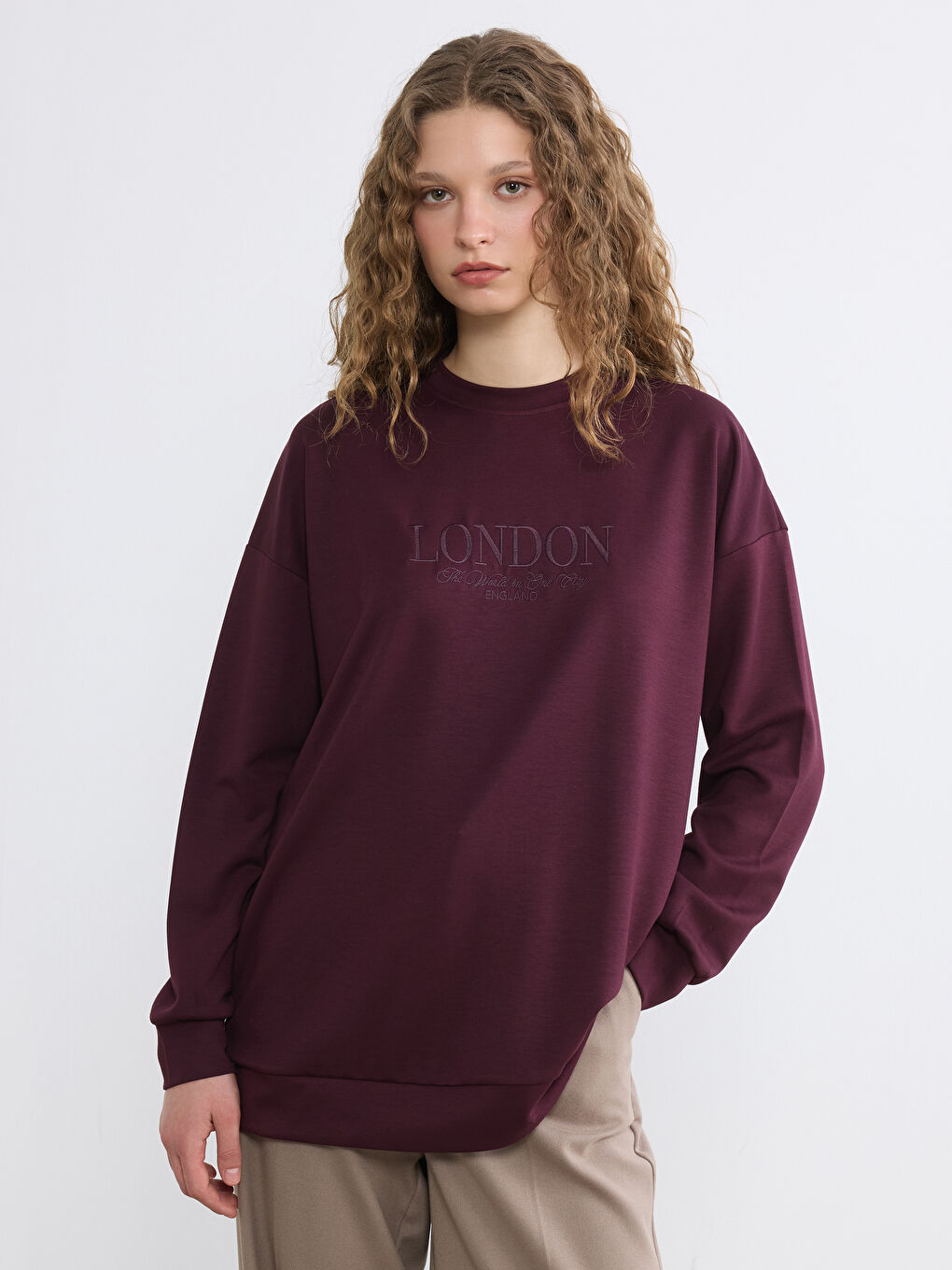 London Embroidered Soft Touch Women's Sweatshirt Tunic