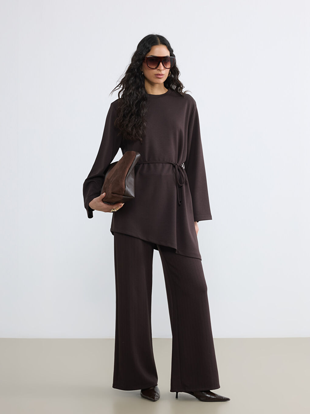 Kahverengi Bisiklet Yaka Asimetrik Kesim Bluz-1