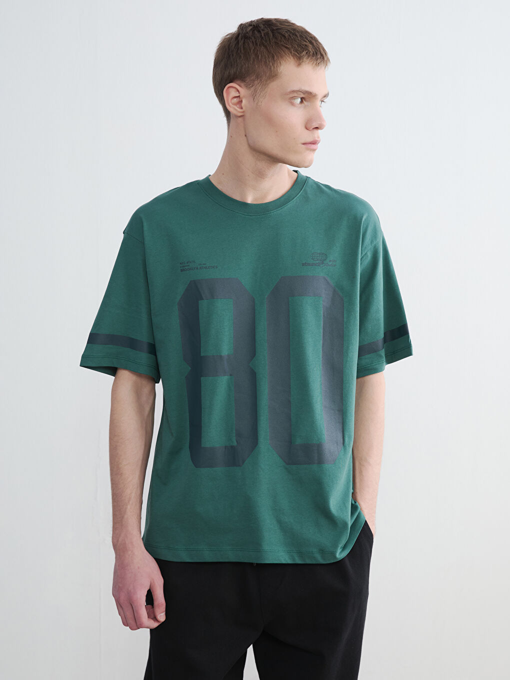 Yeşil Bisiklet Yaka Oversize Baskılı Erkek Tişört