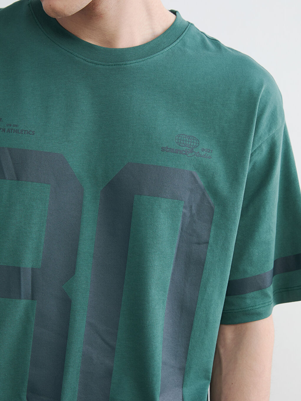 Yeşil Bisiklet Yaka Oversize Baskılı Erkek Tişört-2