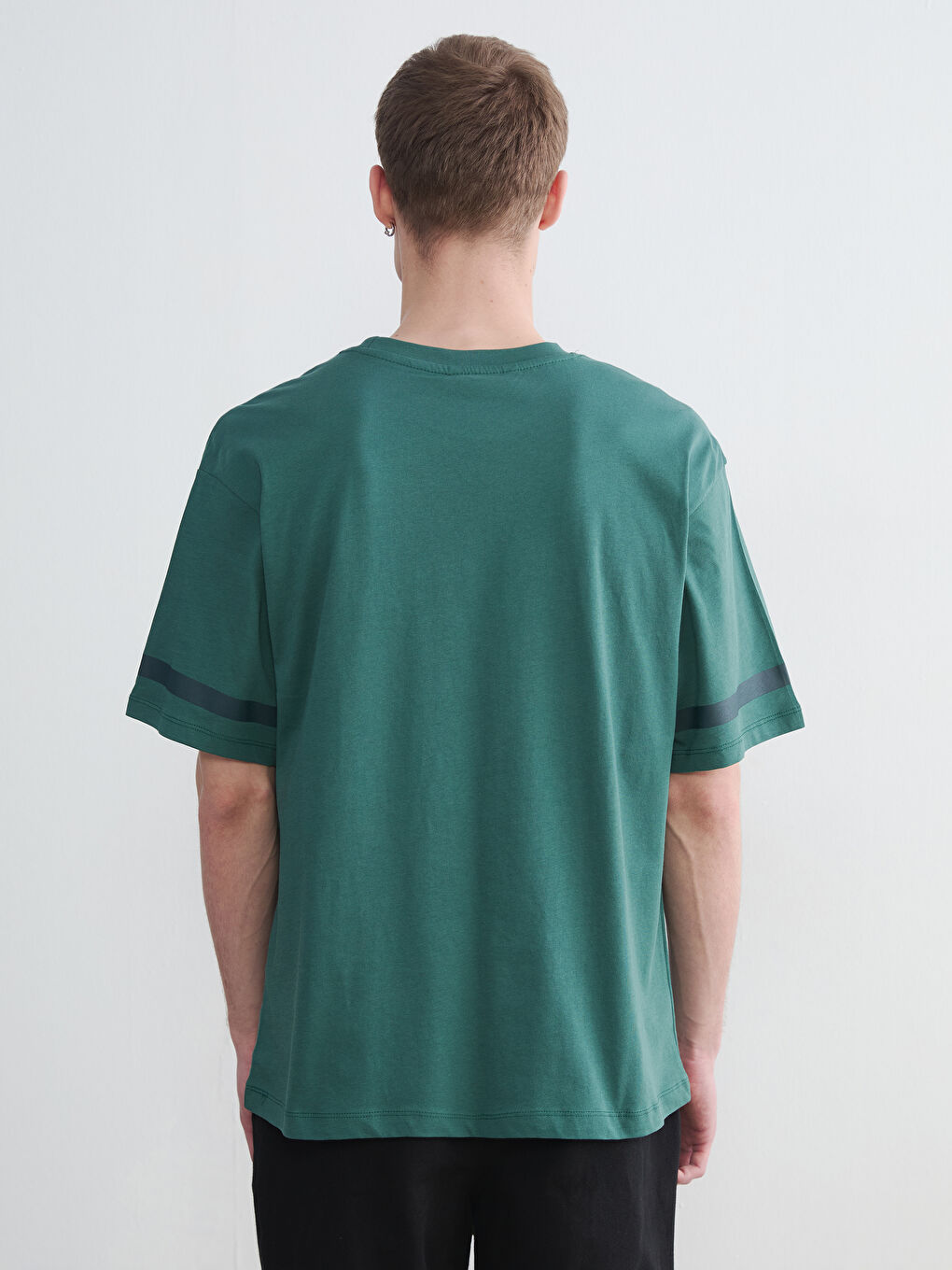 Yeşil Bisiklet Yaka Oversize Baskılı Erkek Tişört-3