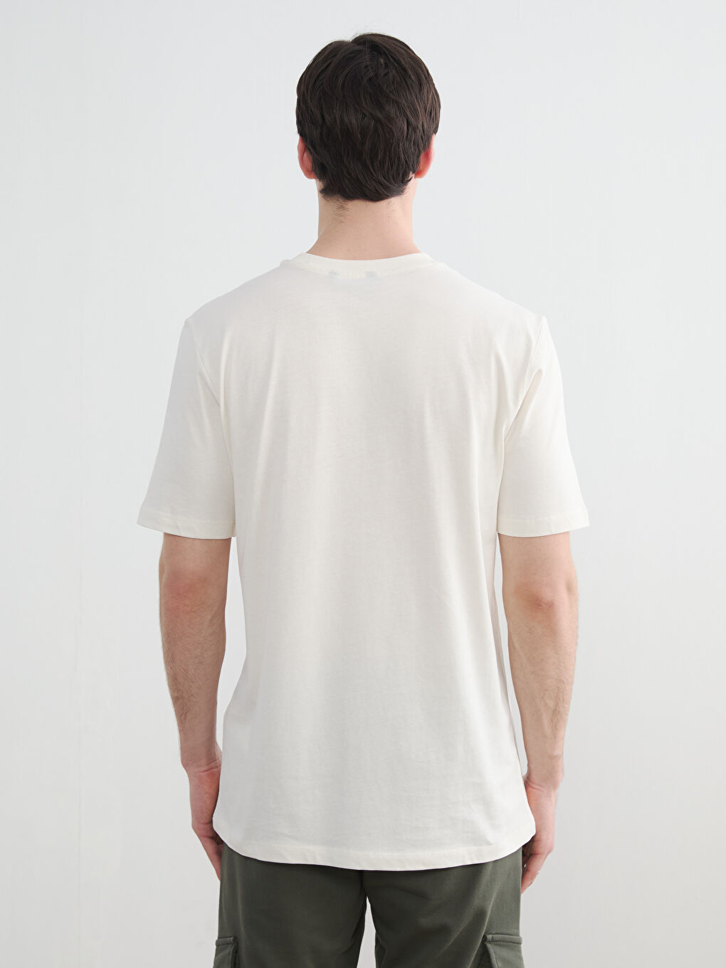 Ekru  Bisiklet Yaka Baskılı Erkek Tişört-3