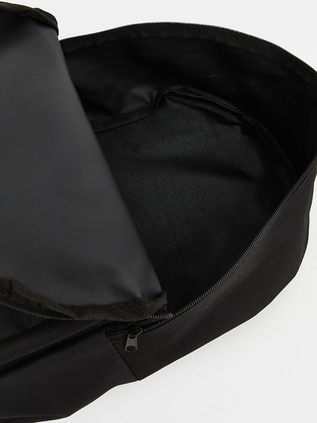 Siyah Ayarlanabilir Askılı Erkek Sırt Çantası-3