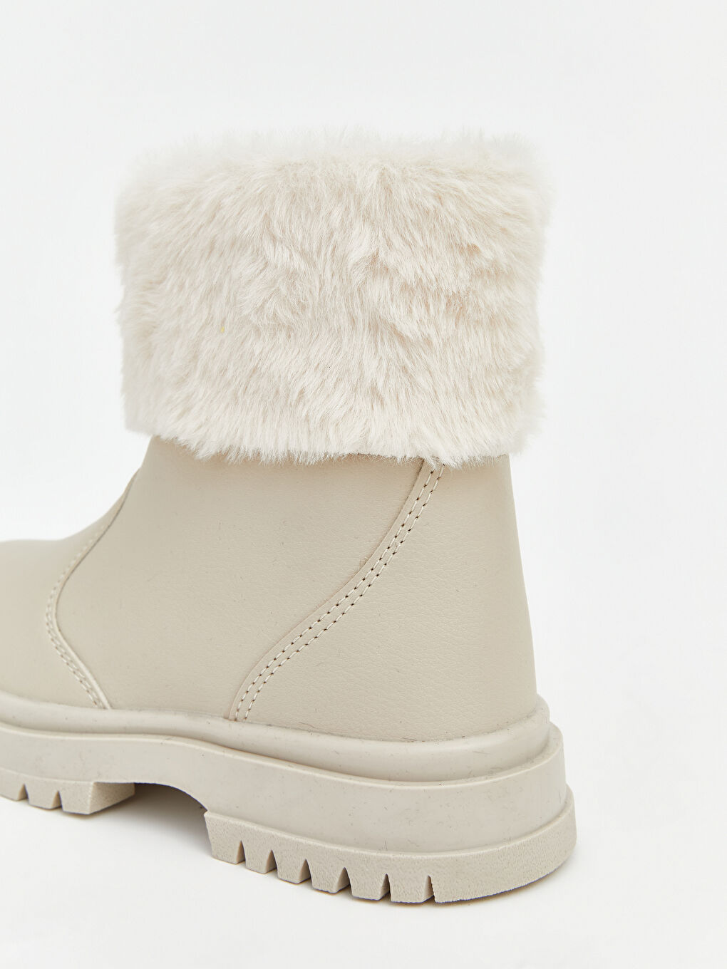 Bej Fermuarlı Pelüş Detaylı Kız Çocuk Bot-4