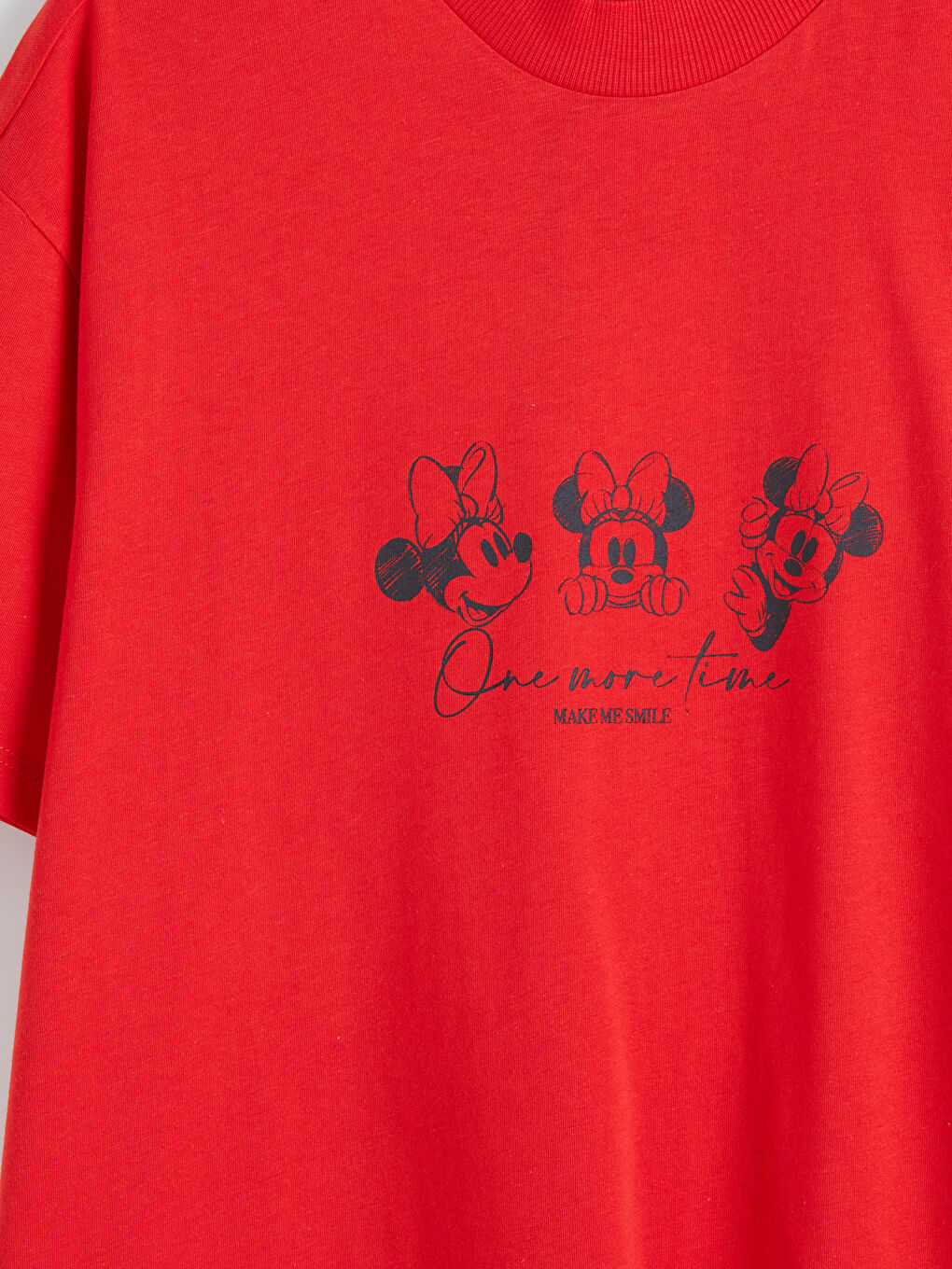 Kırmızı Bisiklet Yaka Minnie Mouse Baskılı Kadın Tişört	-6