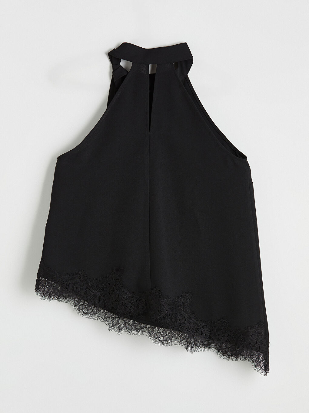 Siyah Halter Yaka Asimetrik Kesim Bluz-2
