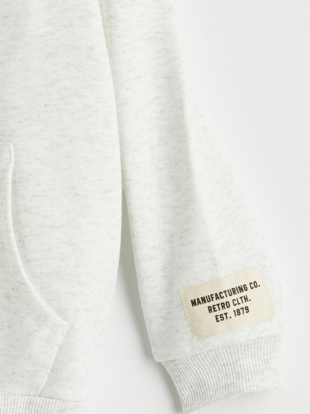 Beyaz Kapüşonlu Erkek Çocuk Eşofman Takımı-11