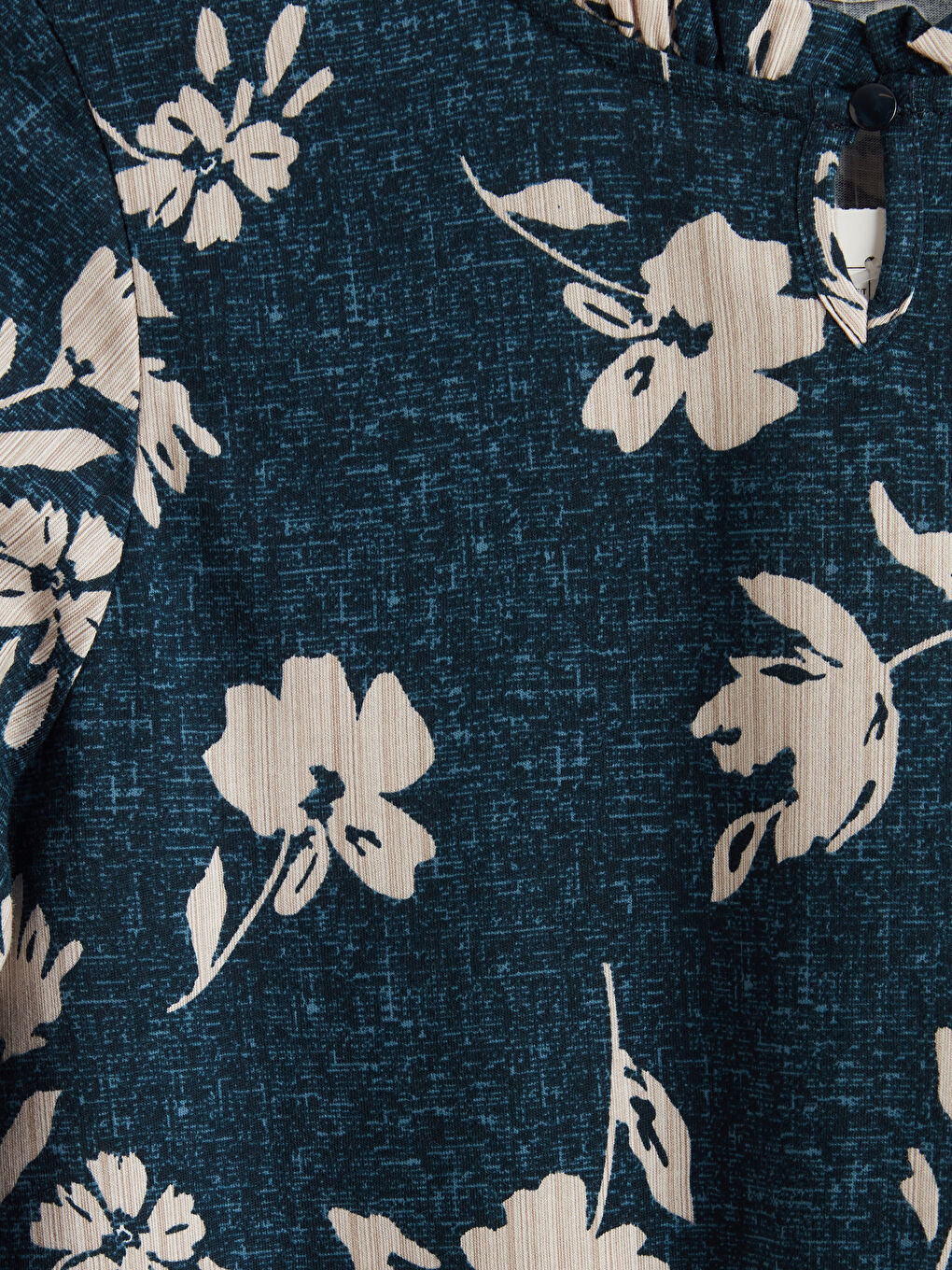 Lacivert Fırfırlı Dik Yaka Çiçekli Bluz-2