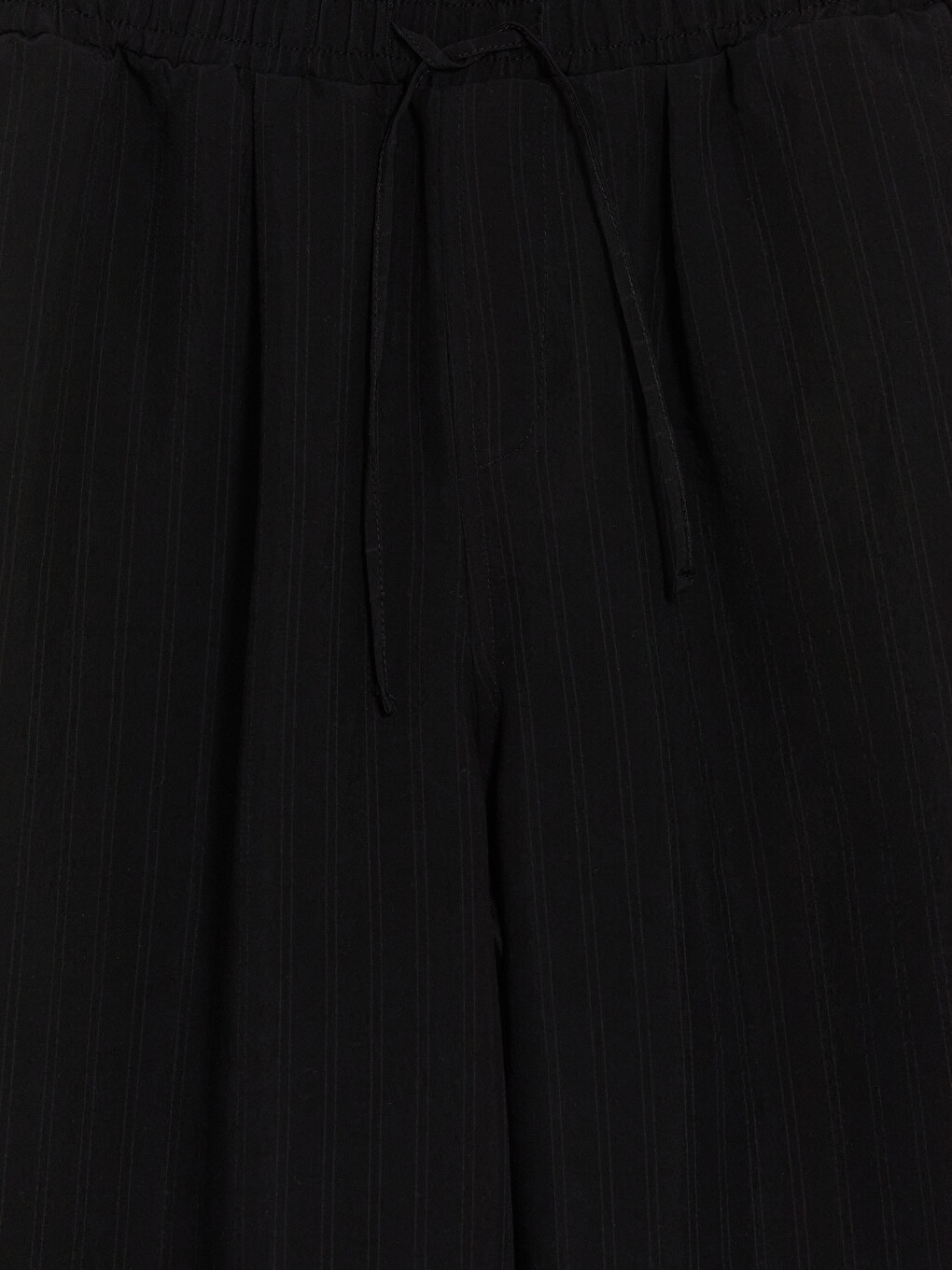 Siyah Regular Fit Erkek Dokulu Pantolon-5