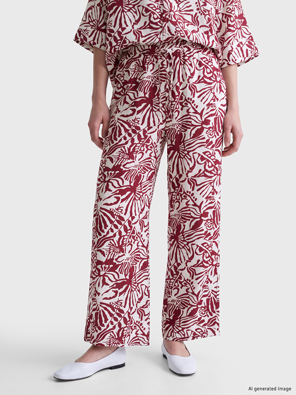 Patterned Wide Leg Women's Trousers-1