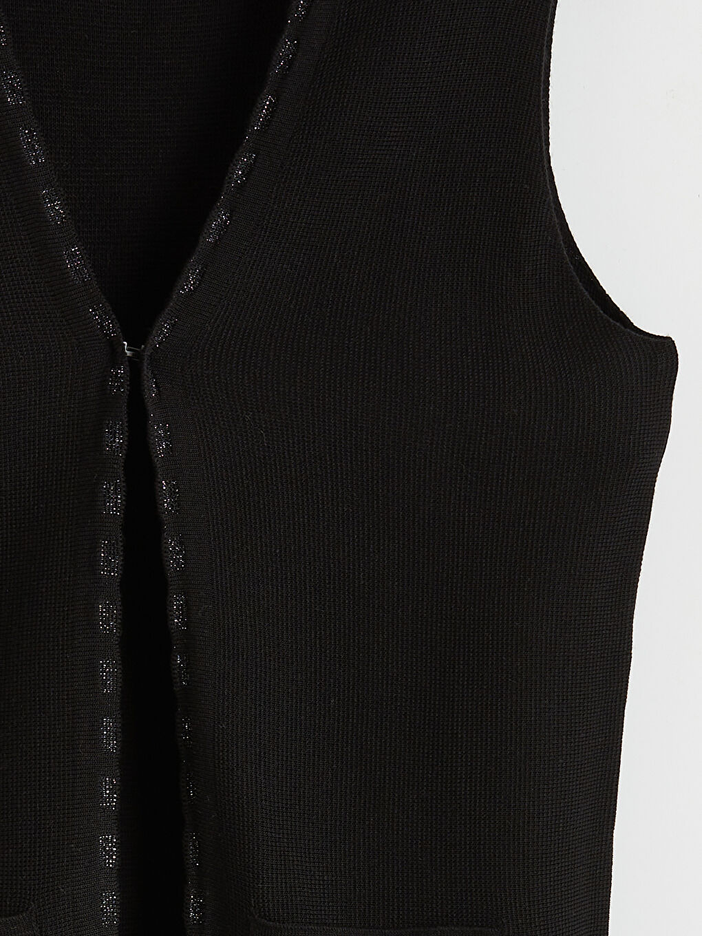 Siyah V Yaka Kadın Triko Yelek-2
