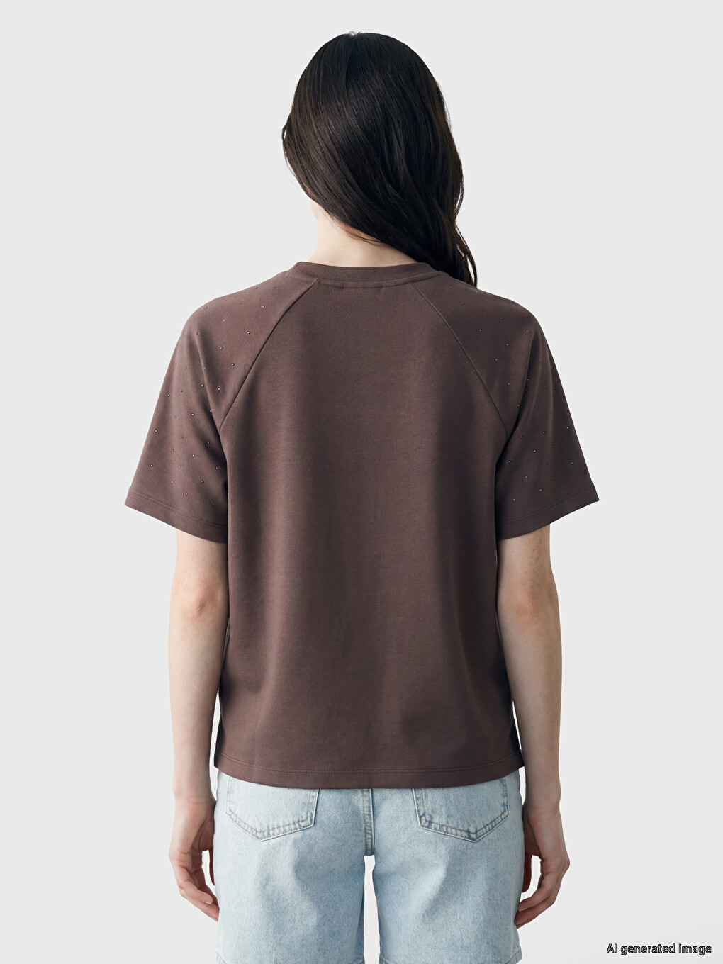 Bluza sa okruglim izrezom ukrašena cirkonima-3