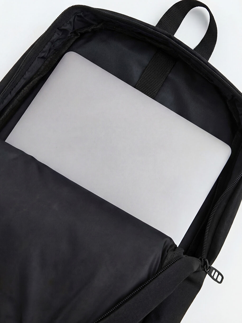 Siyah Laptop Bölmeli Erkek Sırt Çantası-4