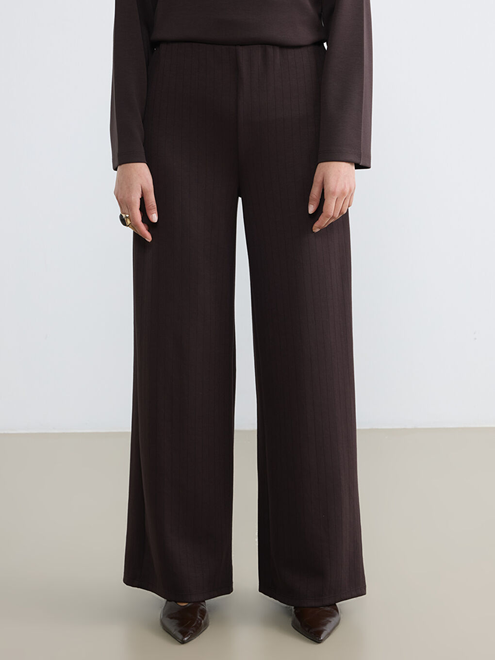 Kahverengi Yüksek Bel Çizgili Geniş Paça Kadın Pantolon-1