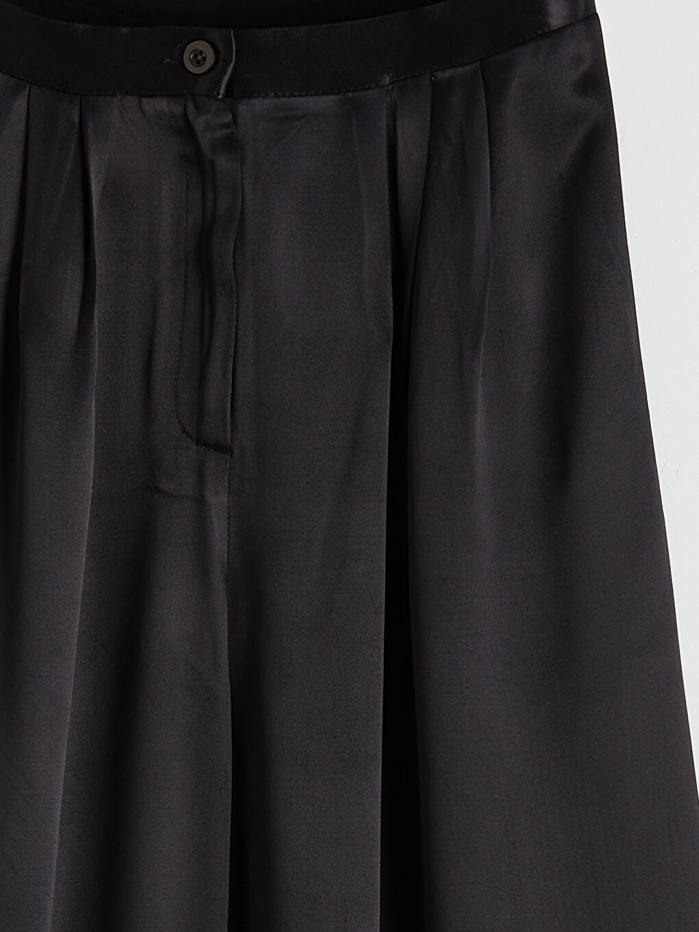 Siyah Yüksek Bel Geniş Paça Saten Kadın Pileli Pantolon-6