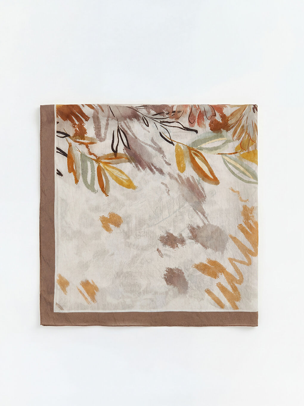 Kahverengi Çiçek Desenli Kadın Eşarp-1