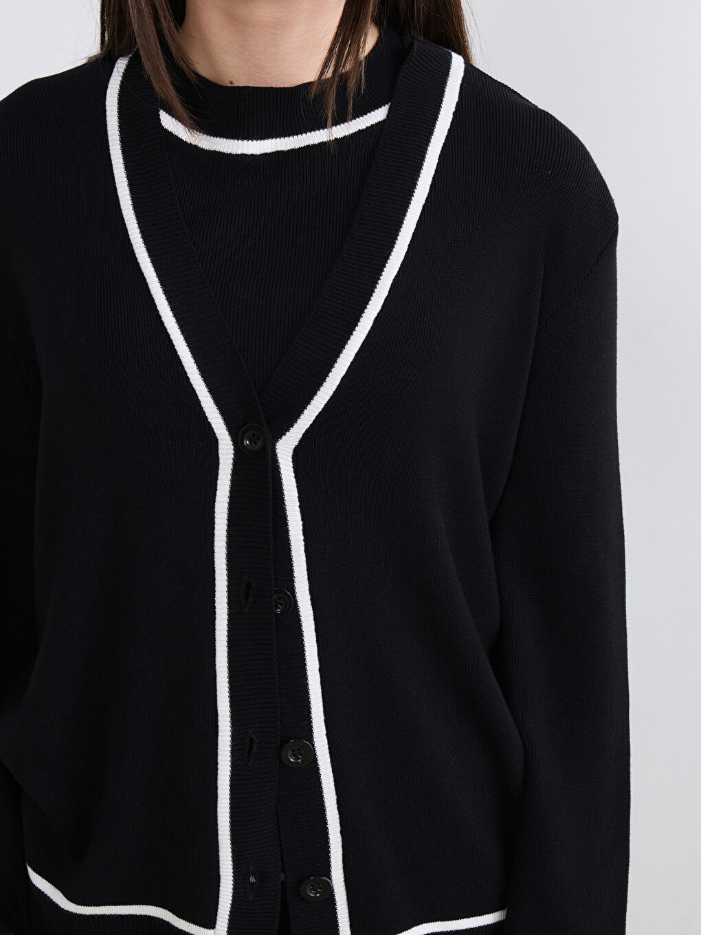 Siyah Petite V Yaka Kadın Triko Hırka-2